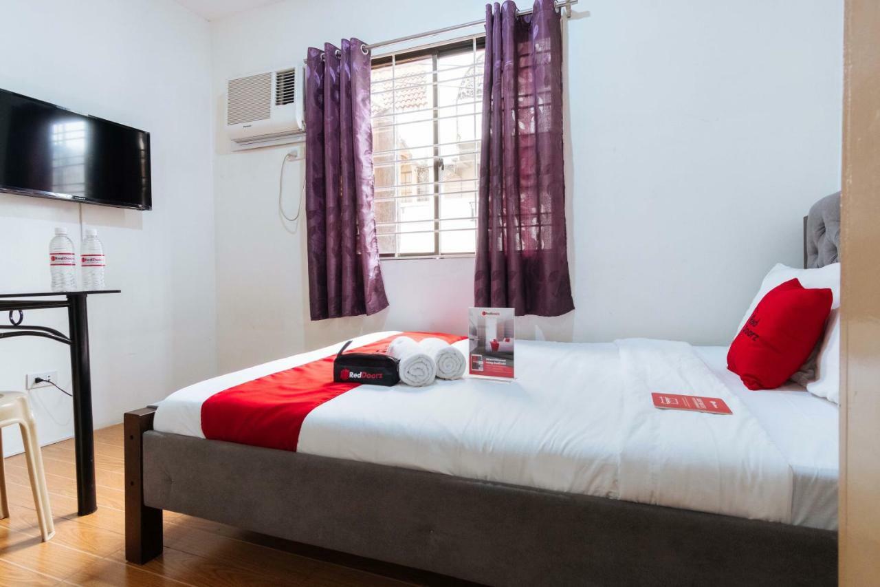 Reddoorz Near Robinsons Place Манила Екстериор снимка
