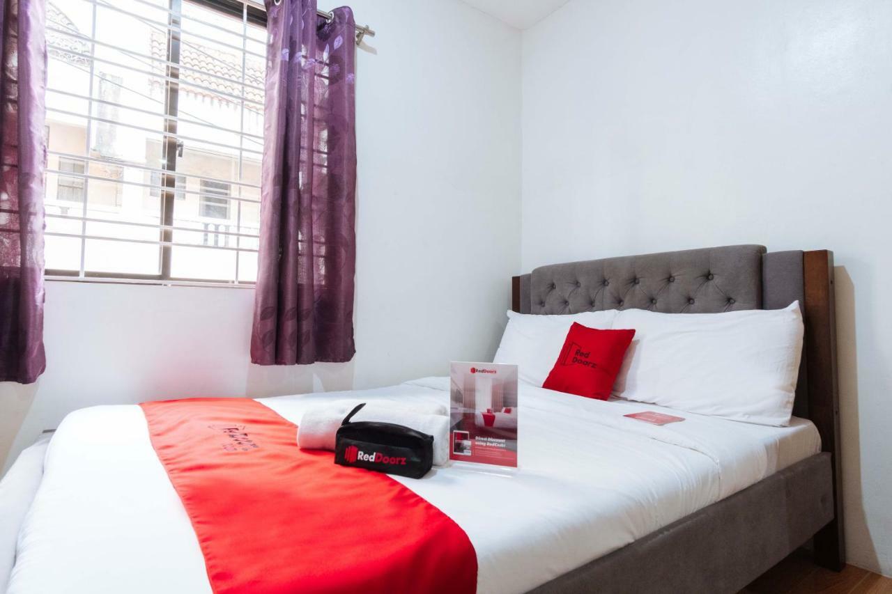 Reddoorz Near Robinsons Place Манила Екстериор снимка